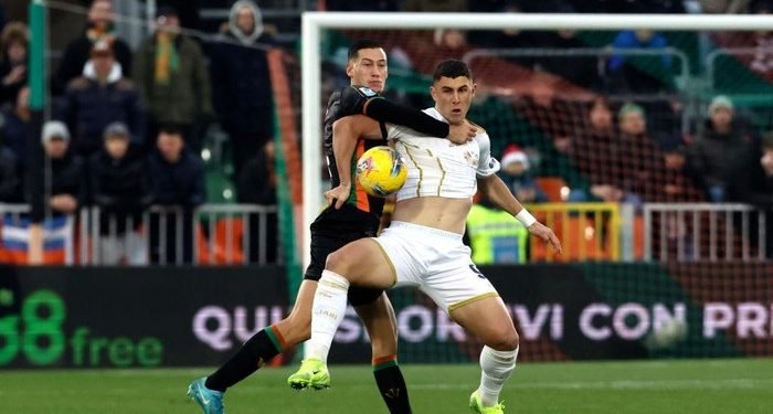 Jay Idzes Main Penuh saat Venezia tekuk Cagliari 2-1