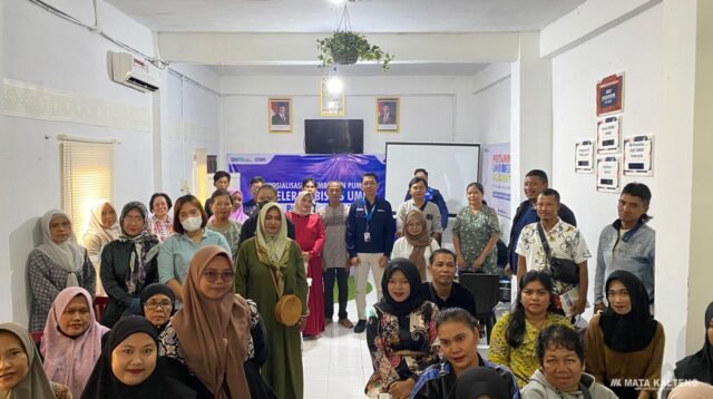 FOTO: MATAKALTENG - Foto bersama sosialisasi dan pembinaan PUMK PT Pertamina-BRI.
