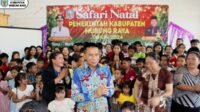 Pj Bupati Murung Raya Safari Natal Tahun 2024 di Desa Pelaci