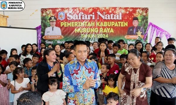 Pj Bupati Murung Raya Safari Natal Tahun 2024 di Desa Pelaci