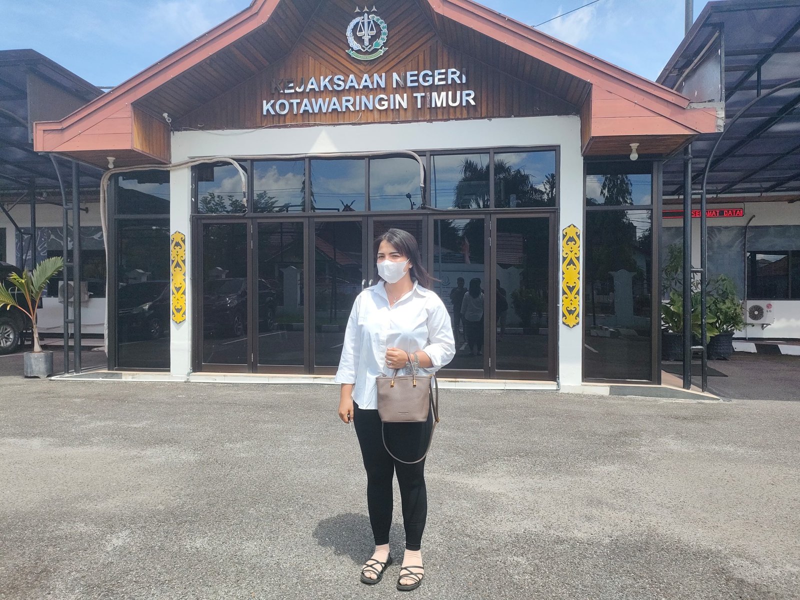 Istri-J-Minta-Perlindungan-Laporan-kepada-MFI-Akan-Dicabut.jpg Istri J Minta Perlindungan, Laporan kepada MFI Akan Dicabut