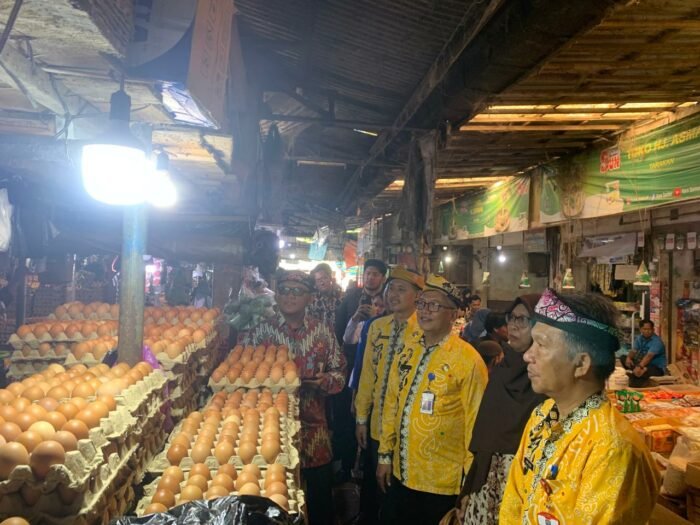 Sidak-Pasar-Gusher-Cabai-Naik-Drastis.jpg Sidak Pasar Gusher, Cabai Naik Drastis