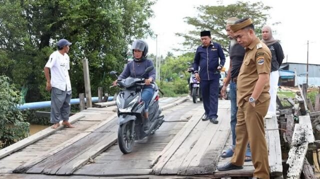 Tiga Jembatan di Amal Terancam Ambruk, Akses Warga Terhambat