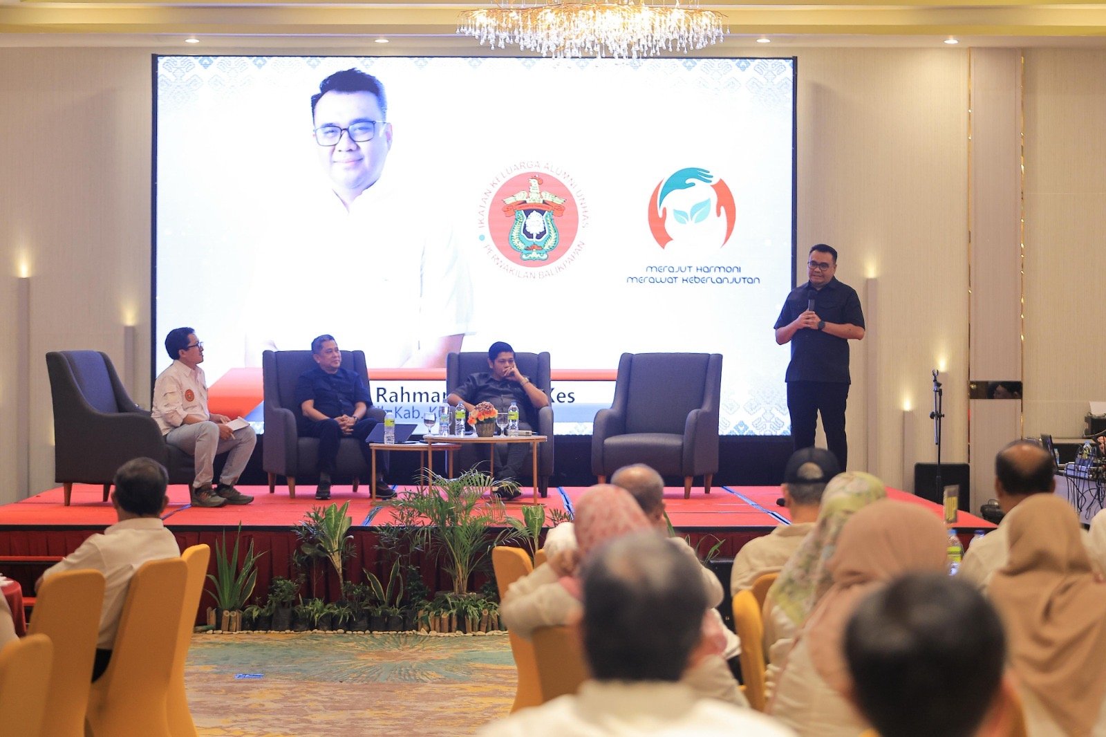 Dibanggakan para Alumni, Aulia Rahman Basri Lulusan Unhas Pertama Jadi Bupati Kukar