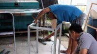 Rutan-Rantau-Latih-Narapidana-Buat-Meja-Baja-Ringan.jpg Rutan Rantau Latih Narapidana Buat Meja Baja Ringan