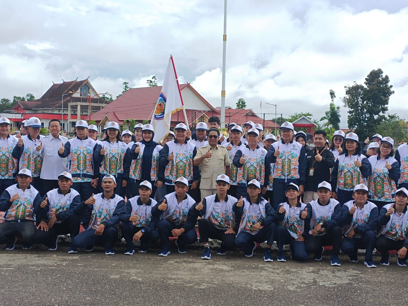 Mura Targetkan Juara Umum FBIM 2025, Bupati Heriyus Lepas 248 Kontingen