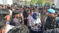 Aksi Damai di DPRD Kalteng Diwarnai Kericuhan