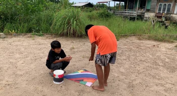 Wali-Kota-Tarakan-Soroti-Bahaya-Layangan-Dekat-Bandara-Juwata.jpg Wali Kota Tarakan Soroti Bahaya Layangan Dekat Bandara Juwata