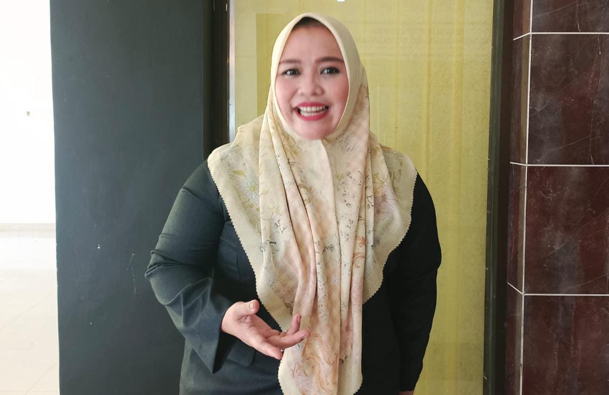 Dina-Maulidah-Dukung-Penegasan-Bupati-Soal-Aset.jpeg Dina Maulidah Dukung Penegasan Bupati Soal Aset