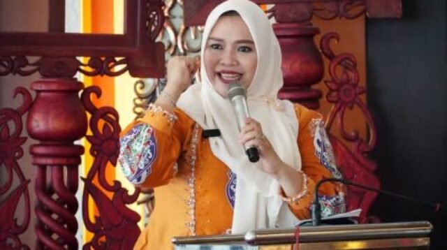 Bupati-Murung-Raya-Tinjau-Langsung-Korban-Banjir-Dewan-Apresiasi-Kepedulian.jpg Bupati Murung Raya Tinjau Langsung Korban Banjir, Dewan Apresiasi Kepedulian Terhadap Warga