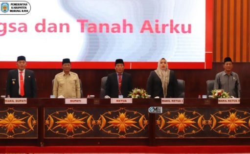 Bupati Heriyus Sampaikan Jawaban Fraksi-Fraksi DPRD pada Rapat Paripurna ke-8