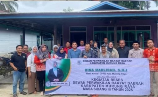 Dina Maulidah Serap Aspirasi Warga Desa Bumban Tuhup