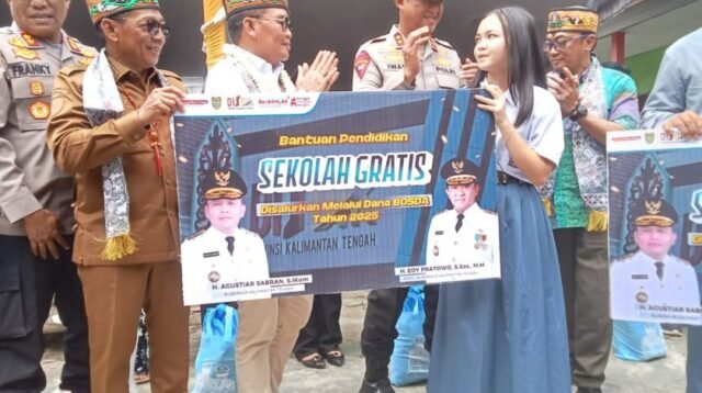 Gubernur Kalteng dan Bupati Murung Raya Kunjungi SMAN 1 Puruk Cahu