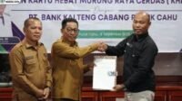 Pemkab Murung Raya dan Bank Kalteng Teken MoU Program KHS dan KHMC untuk Perkuat Sektor Pendidikan